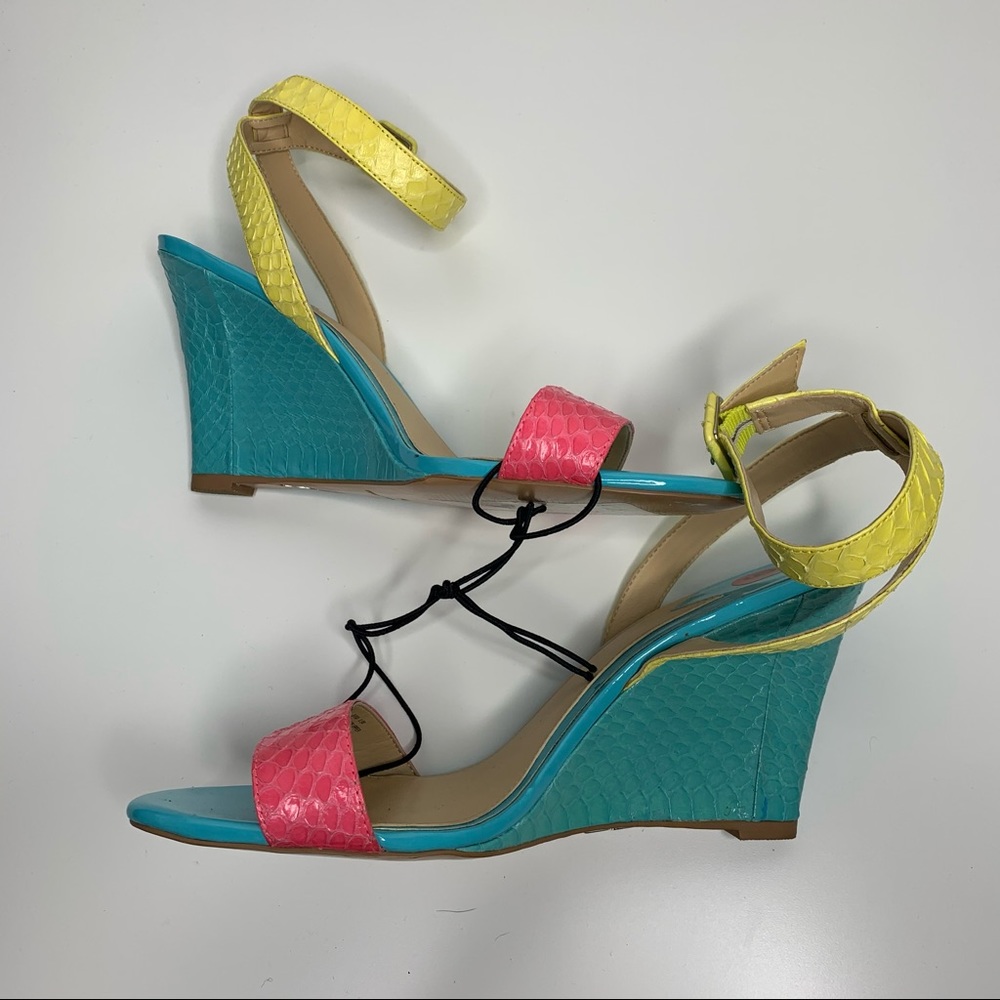 NWT NWT Brian Atwood Pastel Pink, Light Blue & Yellow Wedge Sandals - Picture 3 of 12